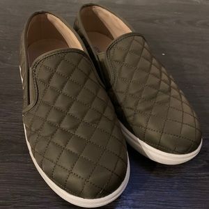 Steve Madden Slip Ons